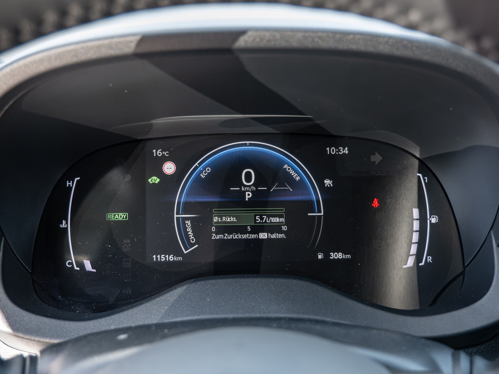Fahrzeugansicht TOYOTA Yaris Hybrid 1.5 VVT-i Team D - Bild 22