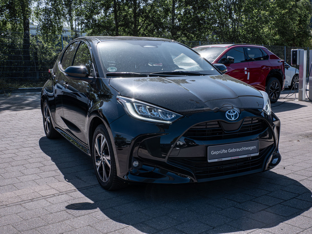 Fahrzeugansicht TOYOTA Yaris Hybrid 1.5 VVT-i Team D - Bild 23