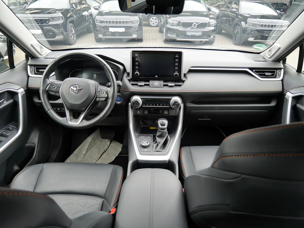 Fahrzeugansicht TOYOTA RAV4 2.5 Hybrid 4x4 Adventure - Bild 29