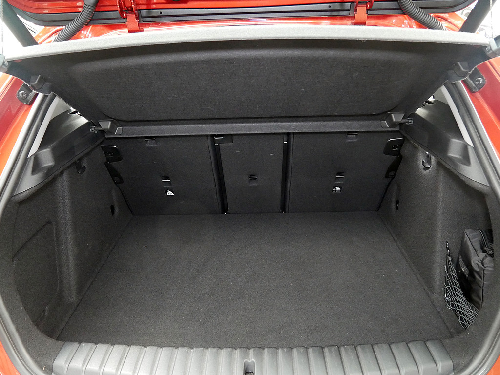 Fahrzeugansicht BMW 116 i Advantage - Bild 4