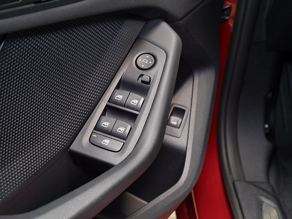 Fahrzeugansicht BMW 116 i Advantage - Bild 7