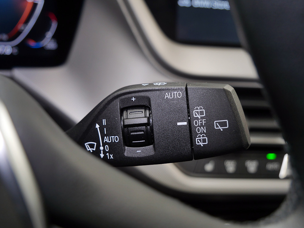 Fahrzeugansicht BMW 116 i Advantage - Bild 19
