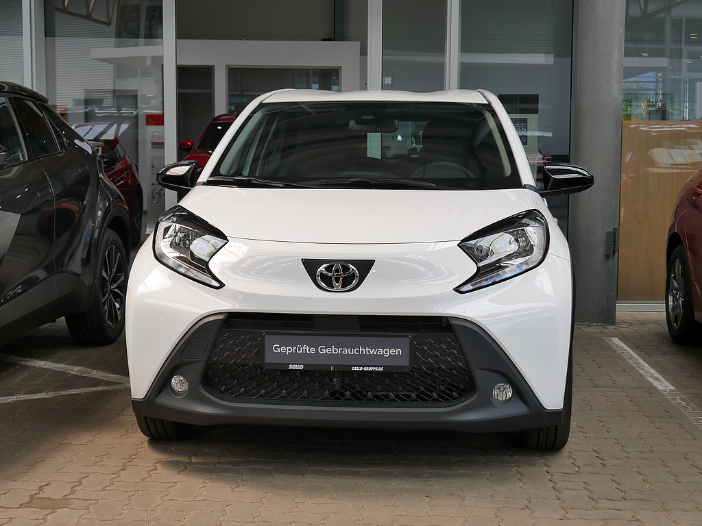Fahrzeugansicht TOYOTA Aygo X 1.0 Play - Bild 12