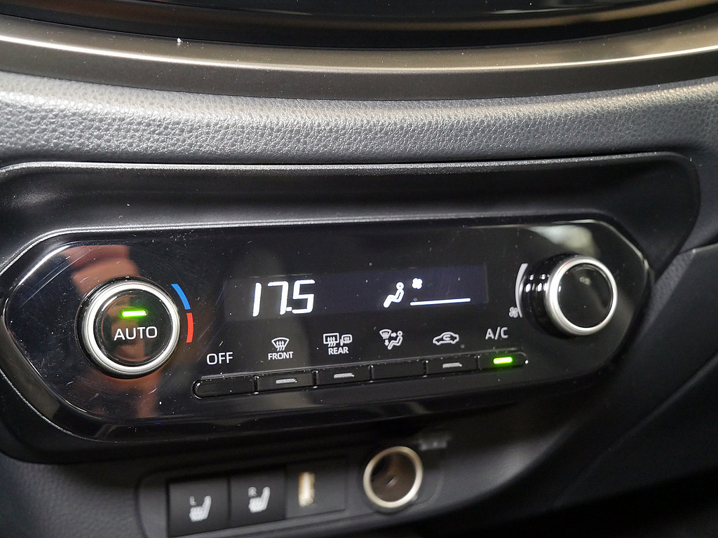 Fahrzeugansicht TOYOTA Aygo X 1.0 Play - Bild 14