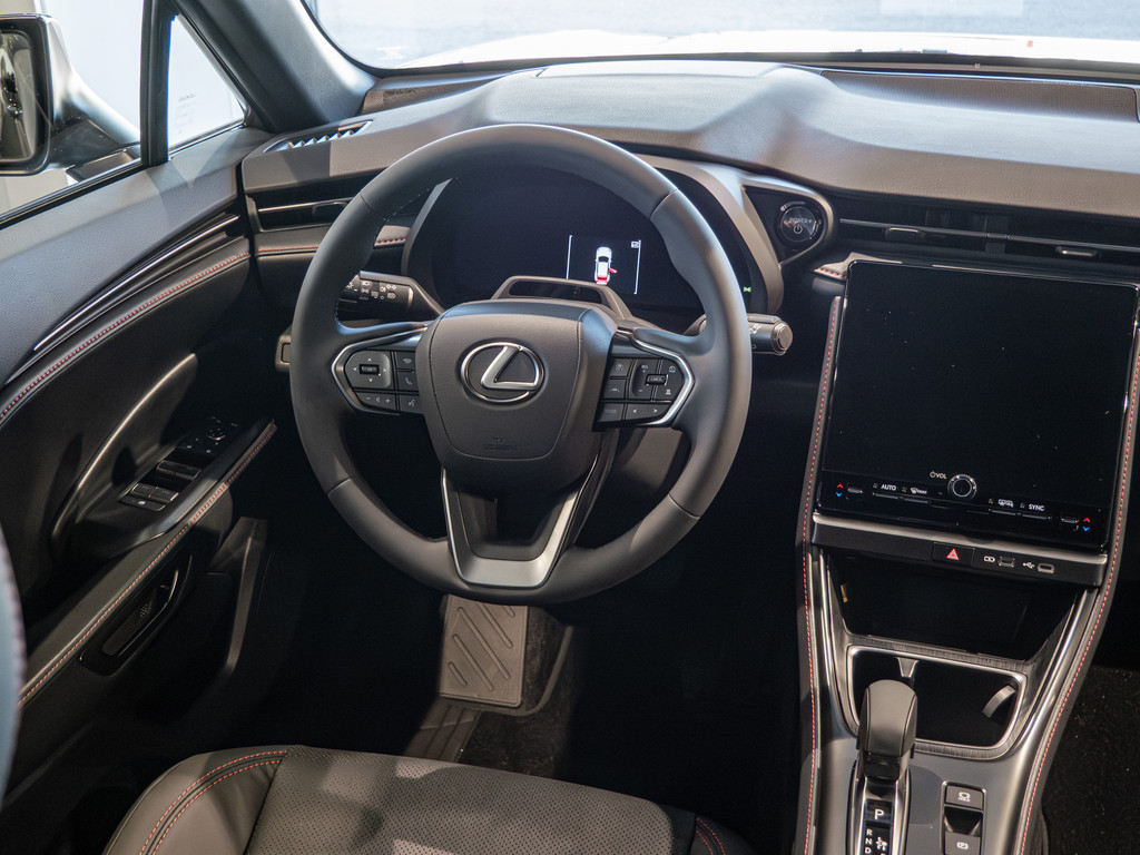 Fahrzeugansicht LEXUS LBX Elegant Black Edition - Bild 5
