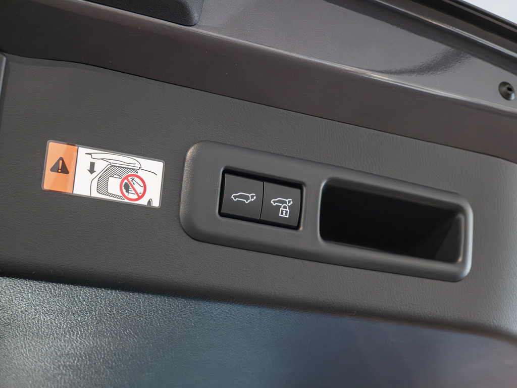 Fahrzeugansicht LEXUS LBX Elegant Black Edition - Bild 9