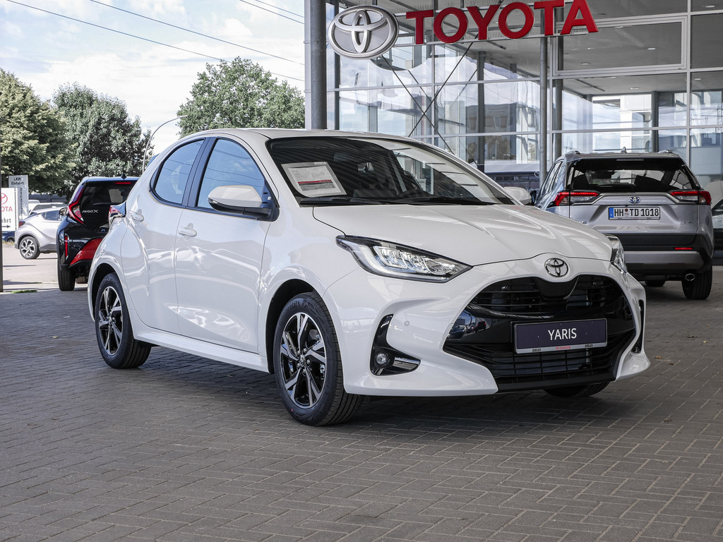 Fahrzeugansicht TOYOTA Yaris 1.5 Hybrid Teamplayer - Bild 23