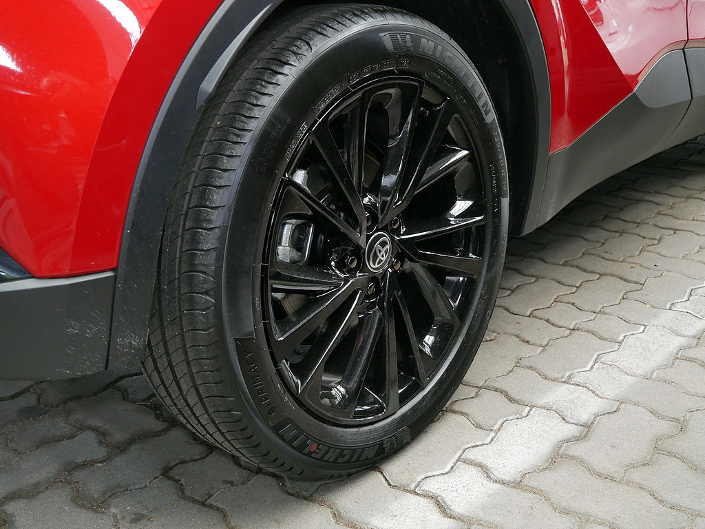 Fahrzeugansicht TOYOTA C-HR 2.0 Plug-In Hybrid FWD GR Sport - Bild 5