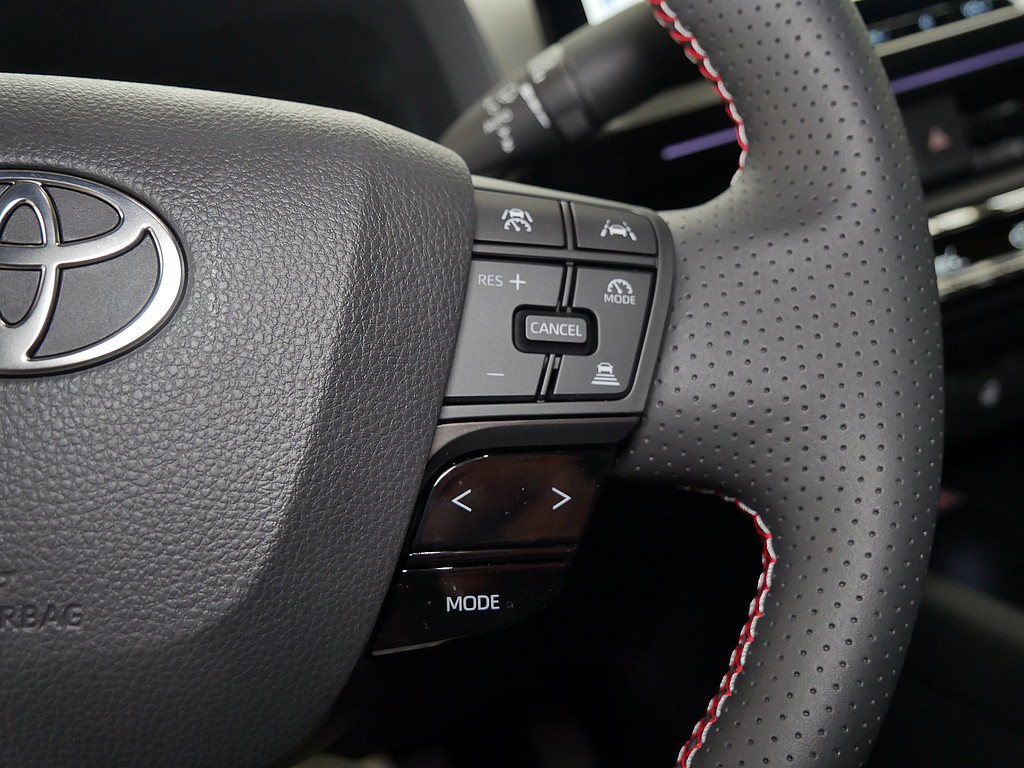 Fahrzeugansicht TOYOTA C-HR 2.0 Plug-In Hybrid FWD GR Sport - Bild 25