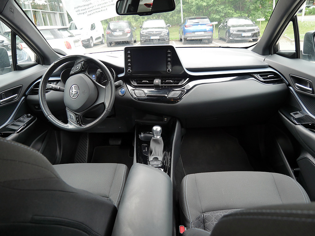 Fahrzeugansicht TOYOTA C-HR 2.0 Hybrid Team D - Bild 3