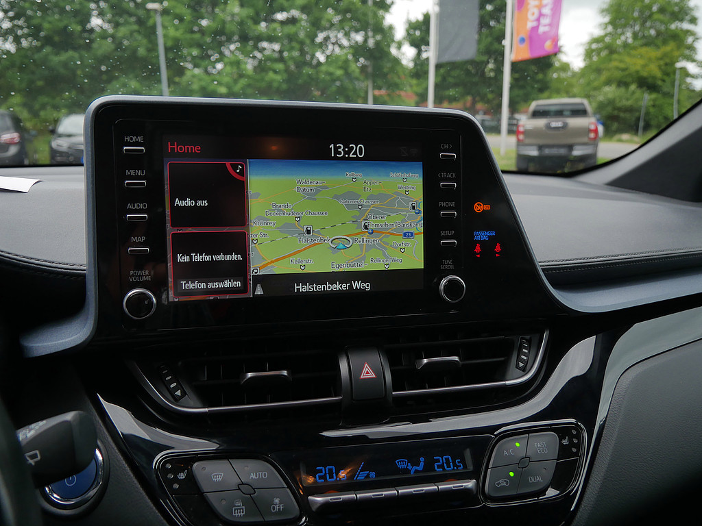Fahrzeugansicht TOYOTA C-HR 2.0 Hybrid Team D - Bild 18