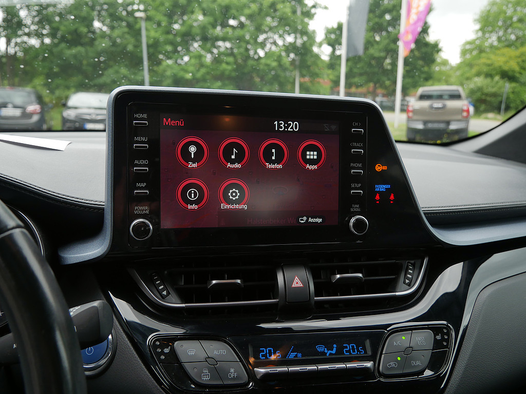 Fahrzeugansicht TOYOTA C-HR 2.0 Hybrid Team D - Bild 20