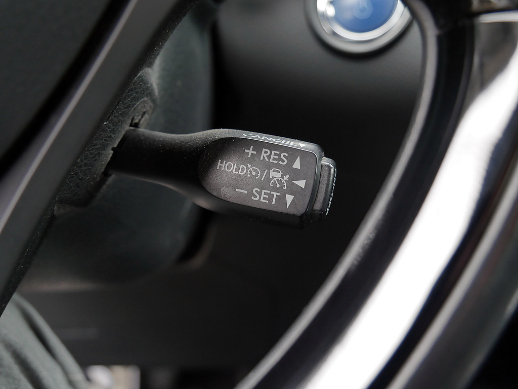 Fahrzeugansicht TOYOTA C-HR 2.0 Hybrid Team D - Bild 27