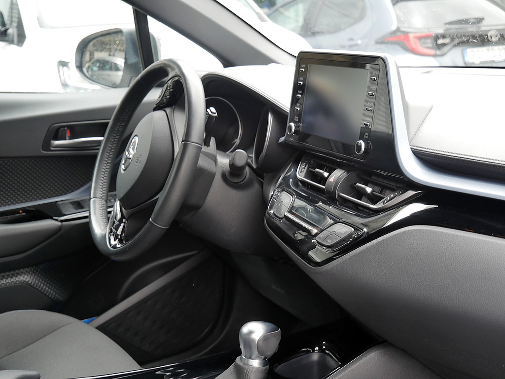 Fahrzeugansicht TOYOTA C-HR 2.0 Hybrid Team D - Bild 37