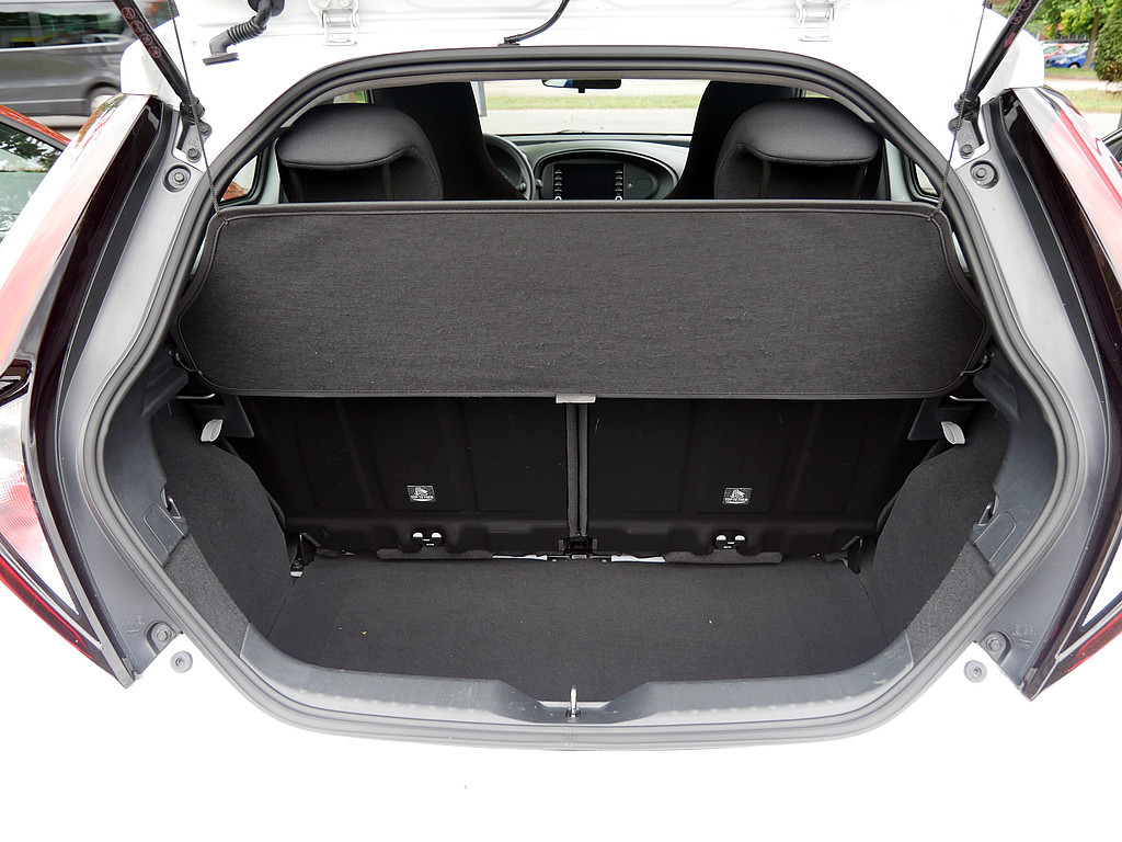 Fahrzeugansicht TOYOTA Aygo 1.0 X - Bild 5