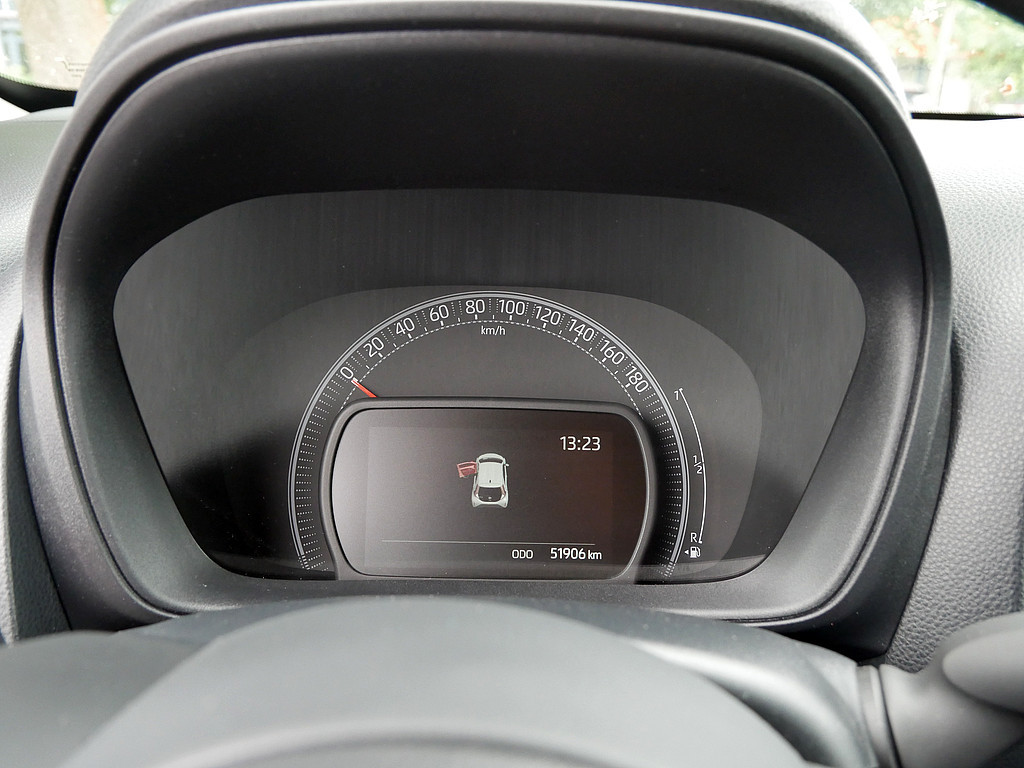 Fahrzeugansicht TOYOTA Aygo 1.0 X - Bild 10