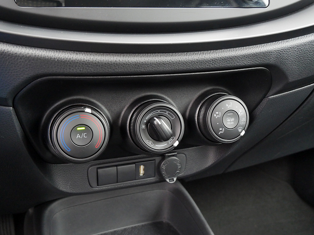 Fahrzeugansicht TOYOTA Aygo 1.0 X - Bild 11