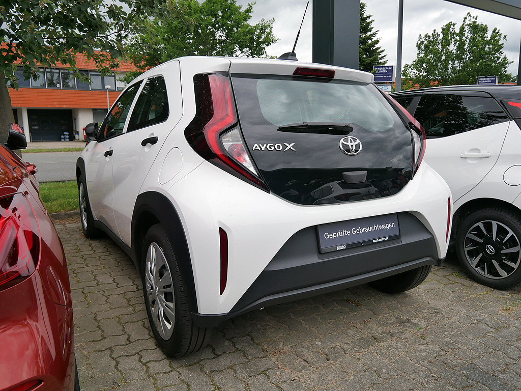 Fahrzeugansicht TOYOTA Aygo 1.0 X - Bild 20