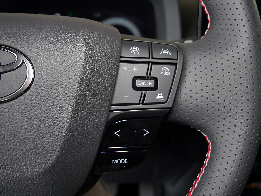Fahrzeugansicht TOYOTA C-HR 2.0 Plug-In Hybrid GR Sport - Bild 30