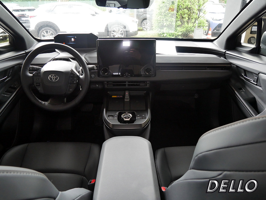 Fahrzeugansicht TOYOTA bZ4X AWD Lounge - Bild 2