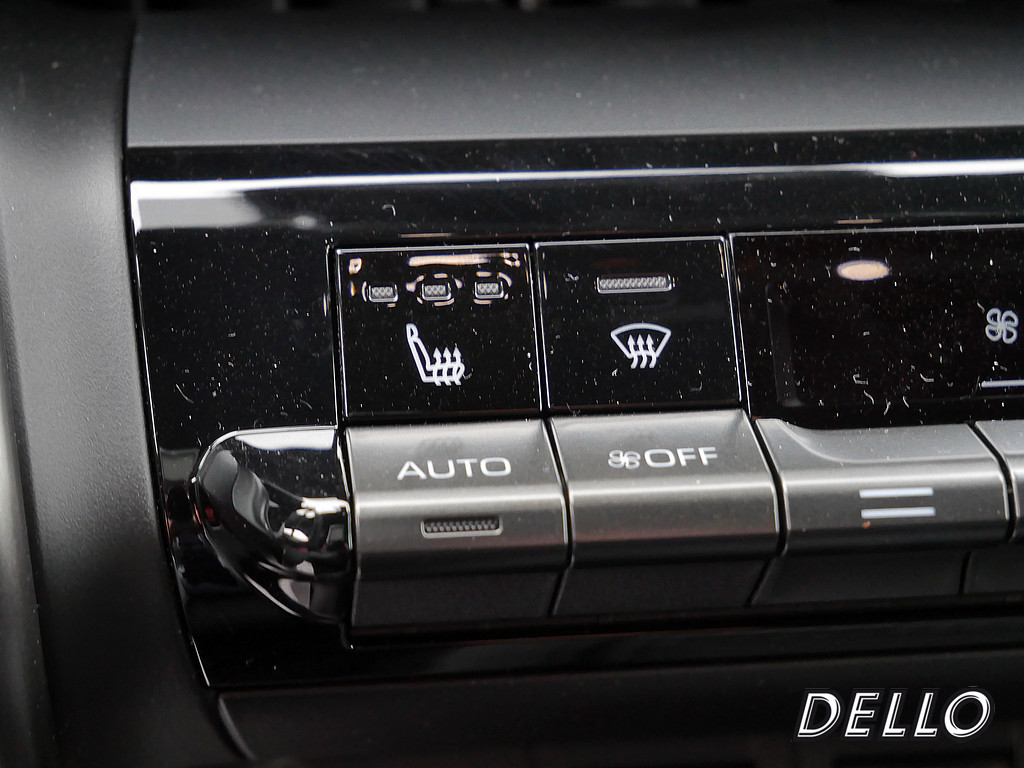 Fahrzeugansicht TOYOTA C-HR 2.0 Plug-In Hybrid FWD Teamplayer - Bild 15