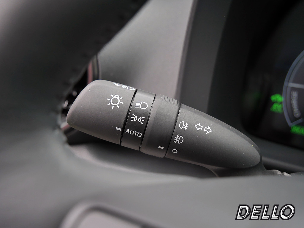 Fahrzeugansicht TOYOTA C-HR 2.0 Plug-In Hybrid FWD Teamplayer - Bild 22