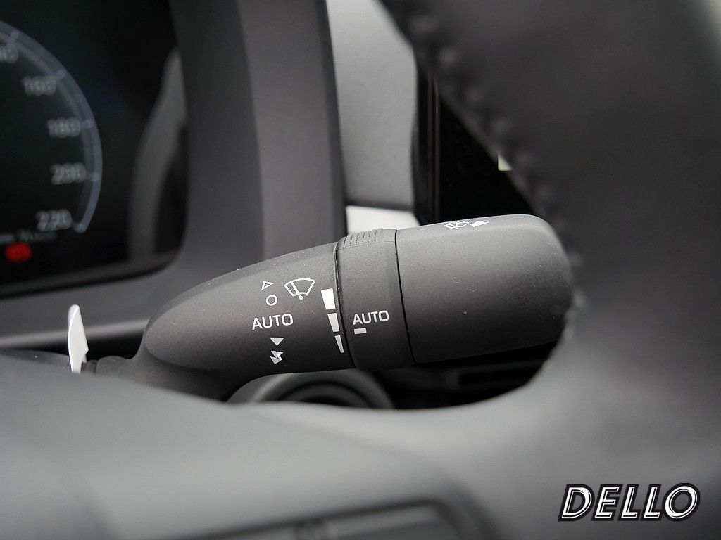 Fahrzeugansicht TOYOTA C-HR 2.0 Plug-In Hybrid FWD Teamplayer - Bild 24