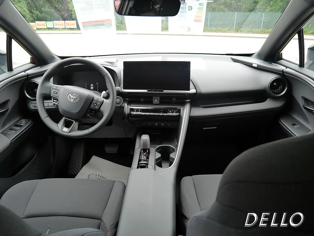 Fahrzeugansicht TOYOTA C-HR 2.0 Plug-In Hybrid FWD Teamplayer - Bild 31