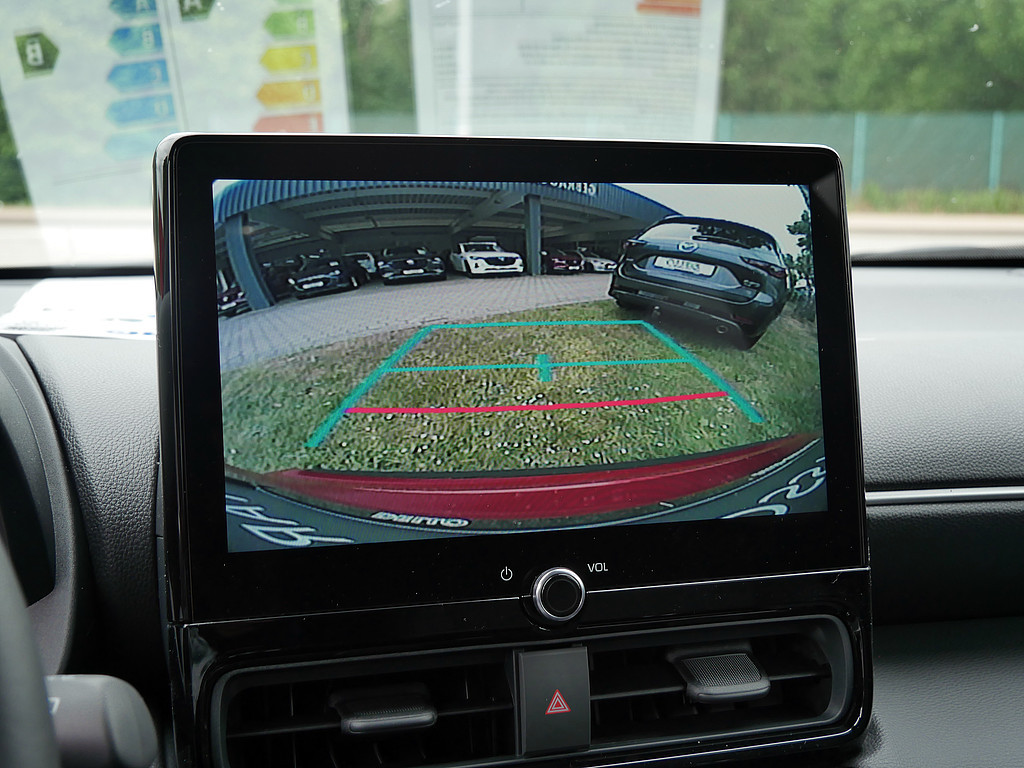Fahrzeugansicht TOYOTA Yaris Cross 1.5 Hybrid FWD Teamplayer - Bild 9
