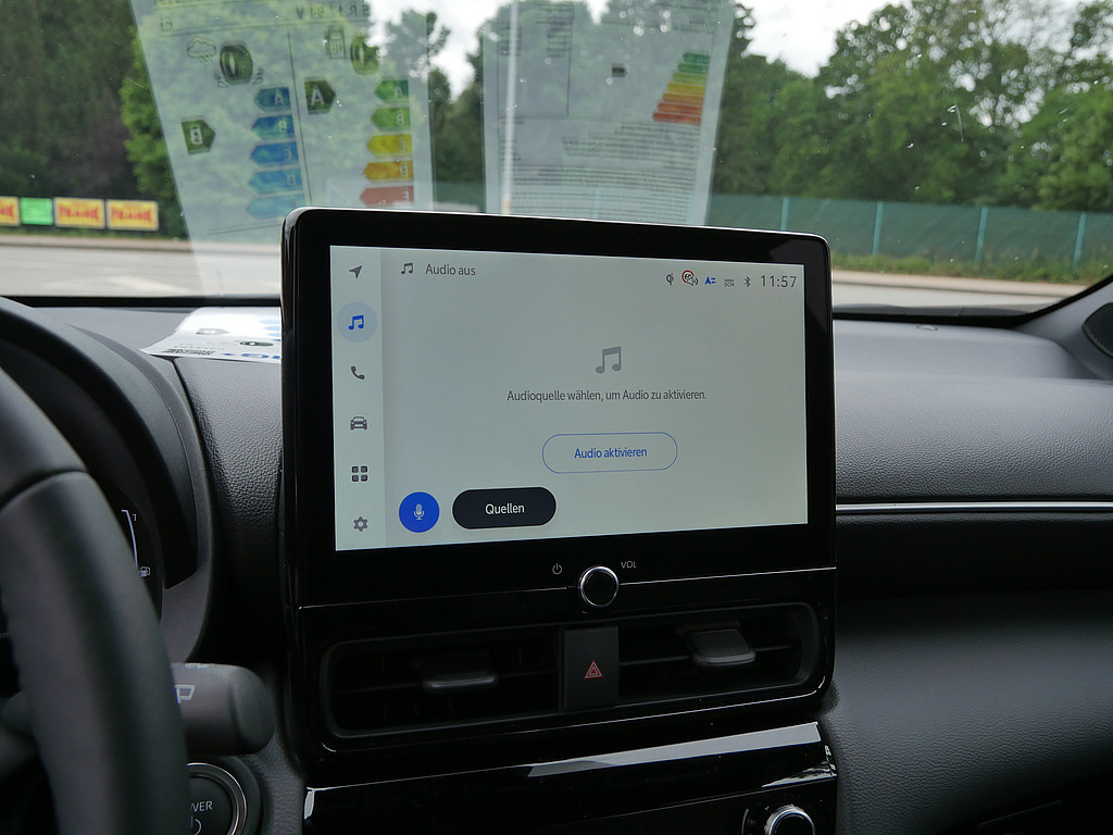 Fahrzeugansicht TOYOTA Yaris Cross 1.5 Hybrid FWD Teamplayer - Bild 16
