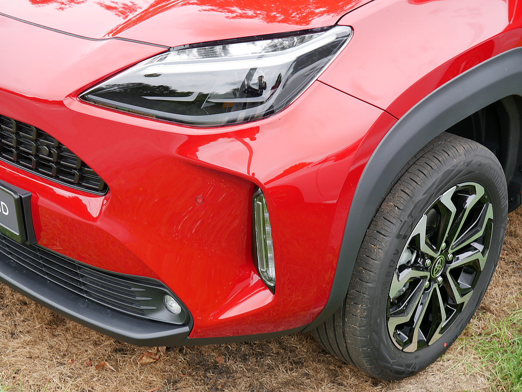 Fahrzeugansicht TOYOTA Yaris Cross 1.5 Hybrid FWD Teamplayer - Bild 28
