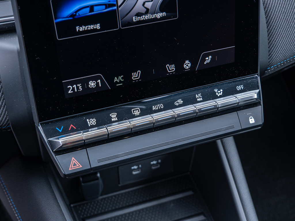 Fahrzeugansicht RENAULT Captur Phase 2 Esprit Alpine E-Tech Full Hybrid 145 - Bild 19