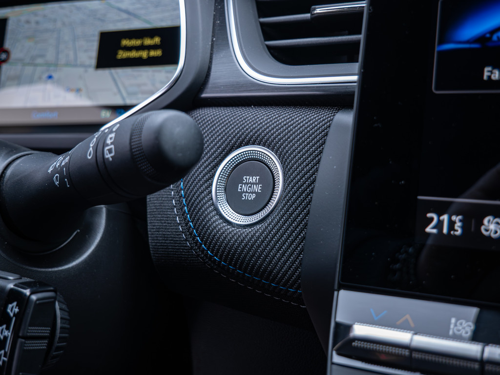 Fahrzeugansicht RENAULT Captur Phase 2 Esprit Alpine E-Tech Full Hybrid 145 - Bild 31