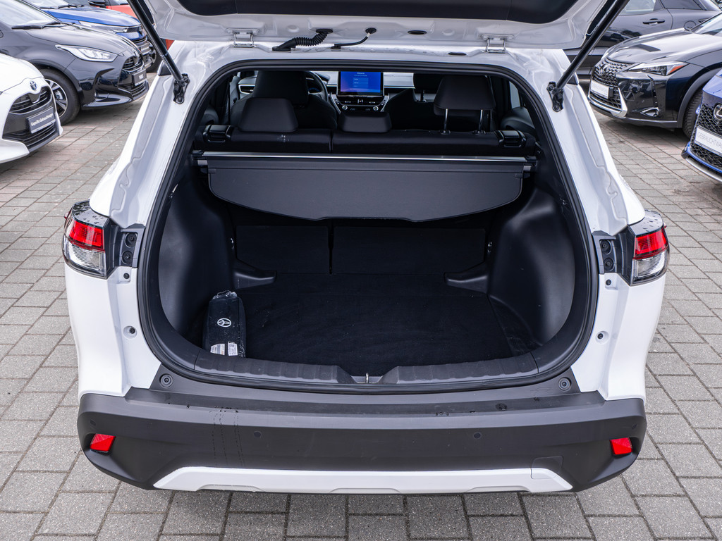 Fahrzeugansicht TOYOTA Corolla Cross 2.0 Hybrid Team D - Bild 8