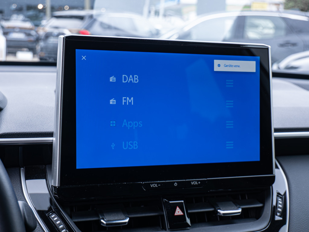 Fahrzeugansicht TOYOTA Corolla Cross 2.0 Hybrid Team D - Bild 9