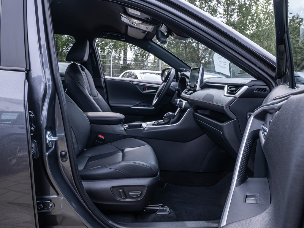 Fahrzeugansicht TOYOTA RAV4 2.5 Plug-in Hybrid 4x4 - Bild 5