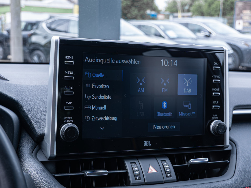 Fahrzeugansicht TOYOTA RAV4 2.5 Plug-in Hybrid 4x4 - Bild 17