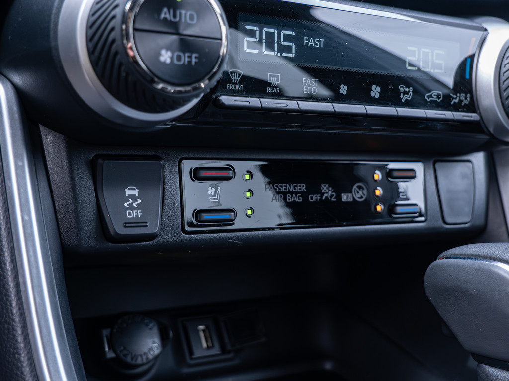 Fahrzeugansicht TOYOTA RAV4 2.5 Plug-in Hybrid 4x4 - Bild 22