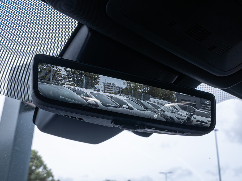 Fahrzeugansicht TOYOTA RAV4 2.5 Plug-in Hybrid 4x4 - Bild 29