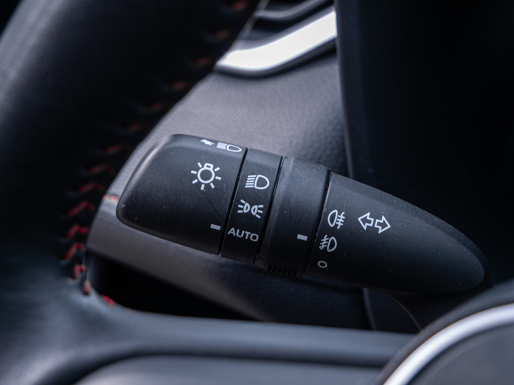 Fahrzeugansicht TOYOTA RAV4 2.5 Plug-in Hybrid 4x4 - Bild 33