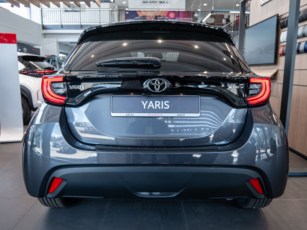 Fahrzeugansicht TOYOTA Yaris 1.5 Hybrid Teamplayer - Bild 34