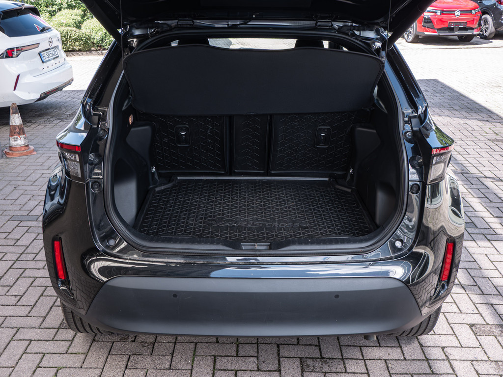 Fahrzeugansicht TOYOTA C-HR 2.0 Hybrid Team D - Bild 9