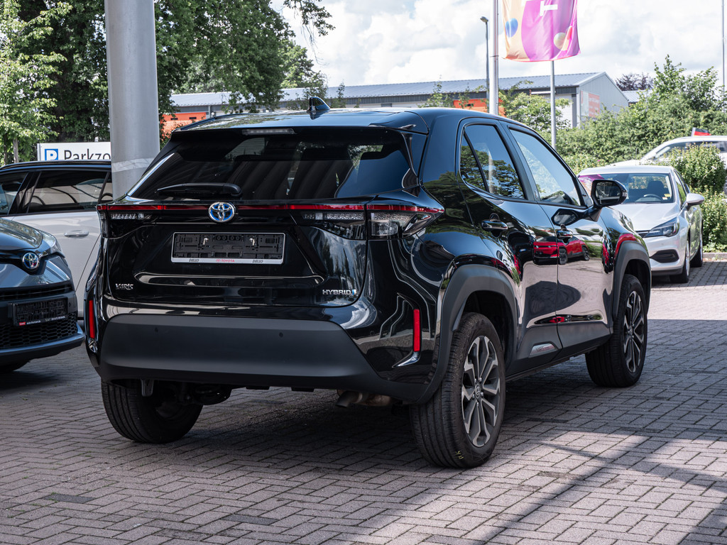 Fahrzeugansicht TOYOTA C-HR 2.0 Hybrid Team D - Bild 34