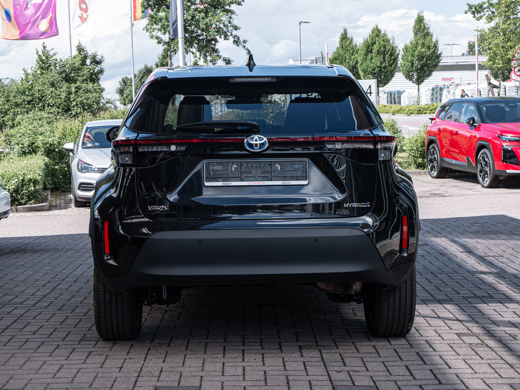 Fahrzeugansicht TOYOTA C-HR 2.0 Hybrid Team D - Bild 38