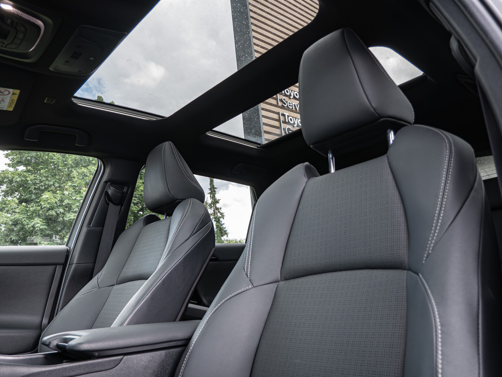 Fahrzeugansicht TOYOTA bZ4X Lounge - Bild 11