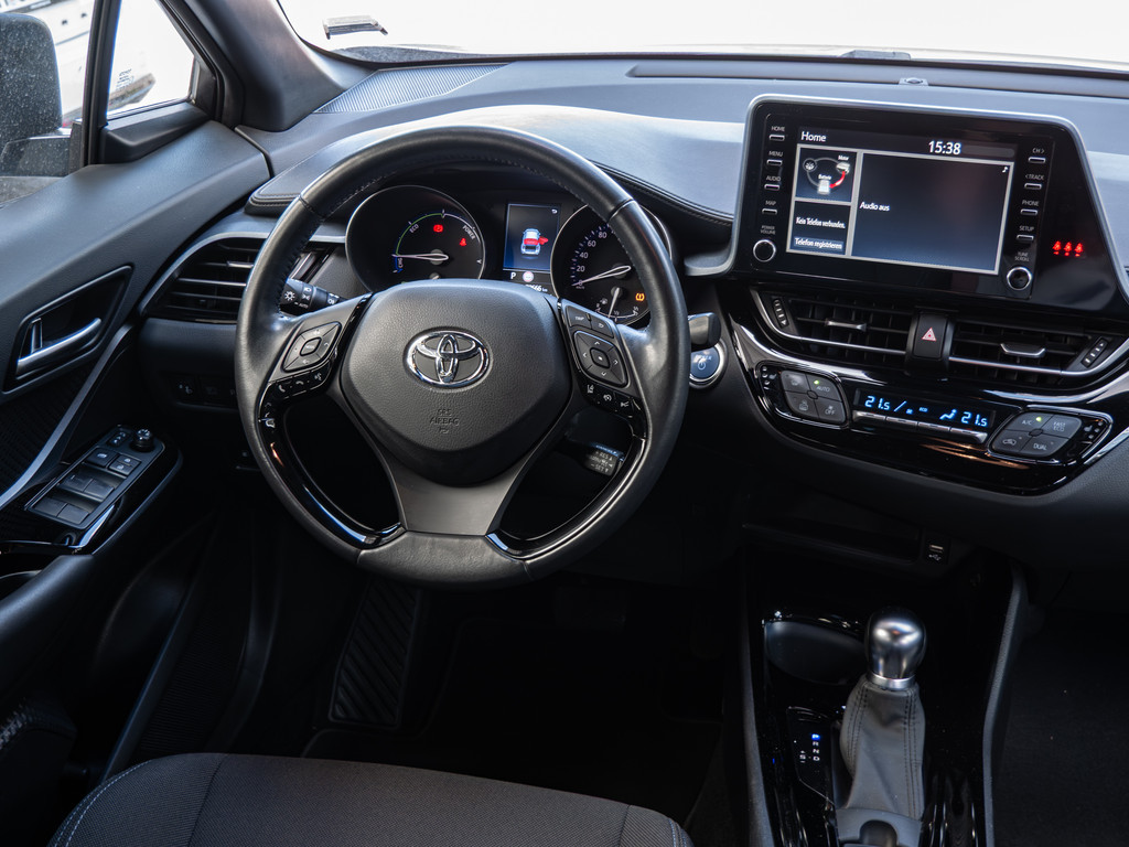 Fahrzeugansicht TOYOTA C-HR 2.0 Hybrid Team D - Bild 10