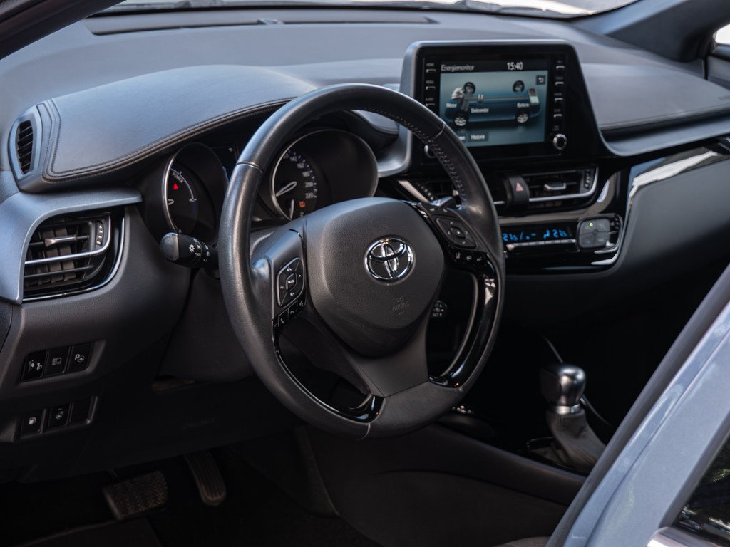 Fahrzeugansicht TOYOTA C-HR 2.0 Hybrid Team D - Bild 36
