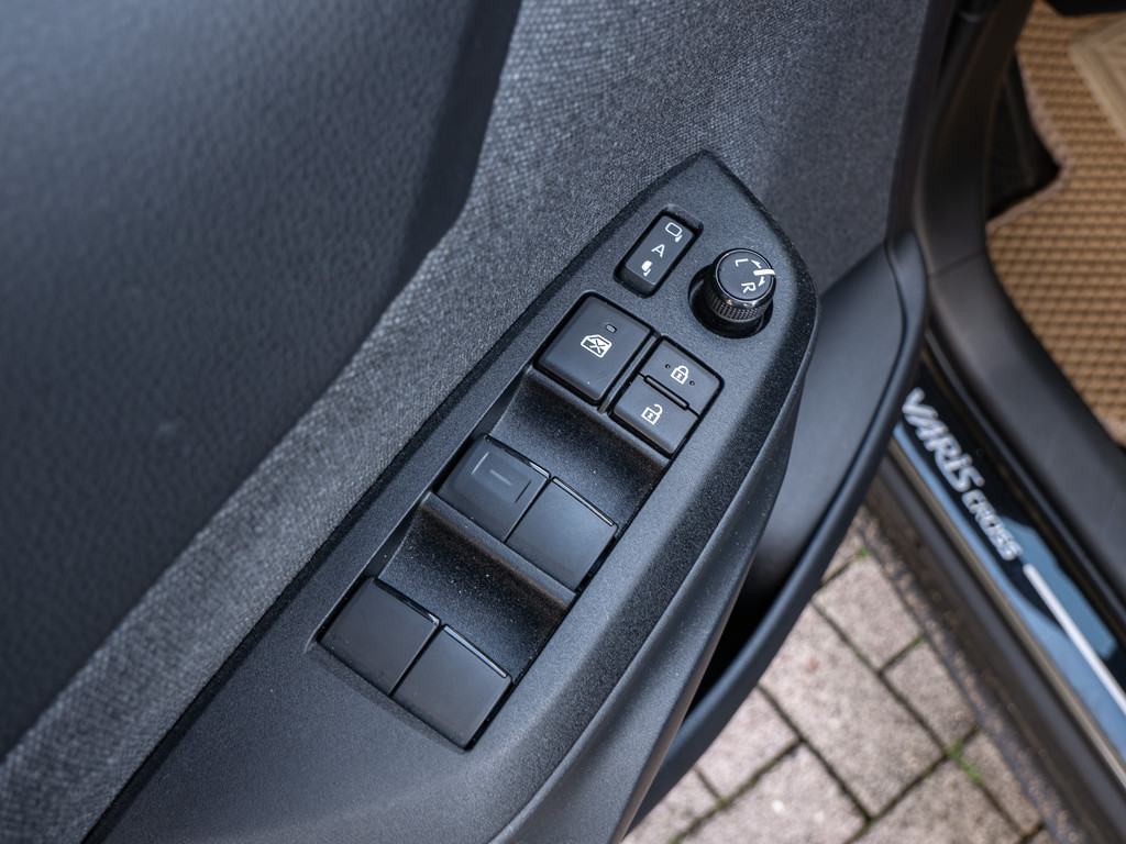 Fahrzeugansicht TOYOTA Yaris Cross 1.5 Hybrid FWD Adventure - Bild 38