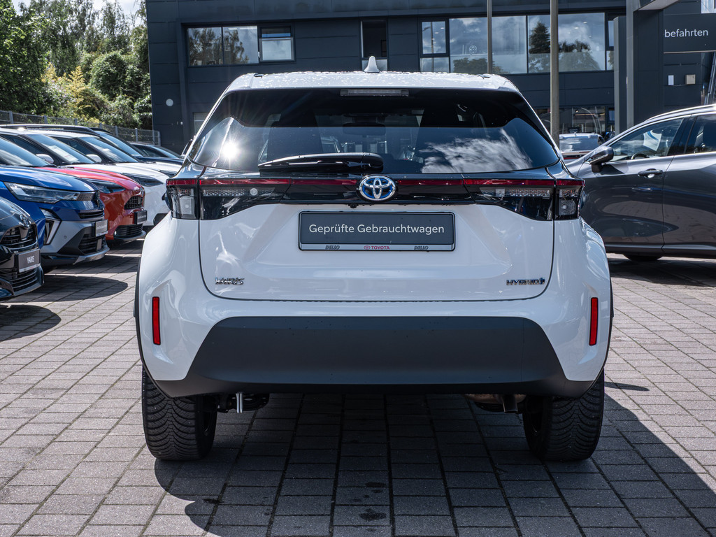Fahrzeugansicht TOYOTA Yaris Cross Hybrid 1.5 VVT-i Team Deutschland - Bild 38