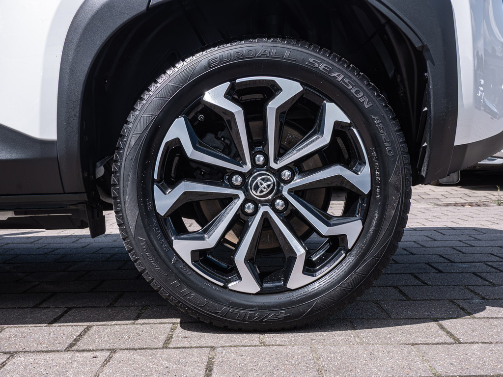 Fahrzeugansicht TOYOTA Yaris Cross Hybrid 1.5 VVT-i Team Deutschland - Bild 41